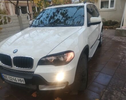 Белый БМВ Х5, объемом двигателя 3 л и пробегом 240 тыс. км за 11500 $, фото 1 на Automoto.ua