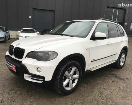 Белый БМВ Х5, объемом двигателя 3 л и пробегом 315 тыс. км за 10990 $, фото 1 на Automoto.ua