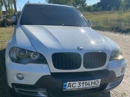 Белый БМВ Х5, объемом двигателя 3 л и пробегом 290 тыс. км за 9800 $, фото 1 на Automoto.ua