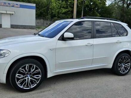 БМВ Х5 2008 в Желтых Водах на Automoto.ua Белый БМВ Х5, объемом двигателя 4.8 л и пробегом 180 тыс. км за 10800 $, фото 1 на Automoto.ua