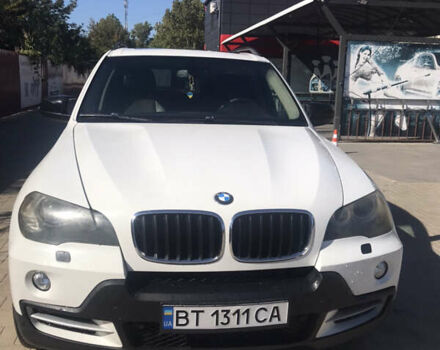 Белый БМВ Х5, объемом двигателя 3 л и пробегом 283 тыс. км за 11900 $, фото 1 на Automoto.ua