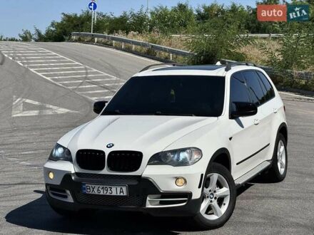 БМВ Х5 2008 в Хмельницком на Automoto.ua Белый БМВ Х5, объемом двигателя 3 л и пробегом 292 тыс. км за 12500 $, фото 1 на Automoto.ua