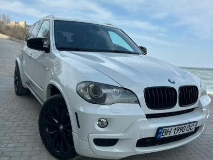 Белый БМВ Х5, объемом двигателя 4.8 л и пробегом 117 тыс. км за 11200 $, фото 1 на Automoto.ua