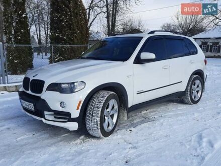 Белый БМВ Х5, объемом двигателя 3 л и пробегом 132 тыс. км за 15000 $, фото 1 на Automoto.ua