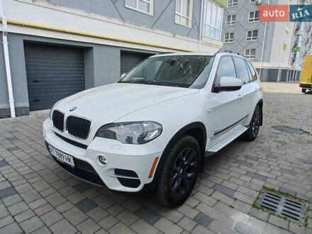 БМВ Х5 2010 в Калуше на Automoto.ua Белый БМВ Х5, объемом двигателя 2.98 л и пробегом 261 тыс. км за 11800 $, фото 1 на Automoto.ua