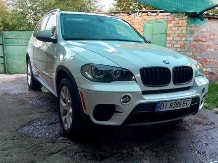 Белый БМВ Х5, объемом двигателя 3 л и пробегом 320 тыс. км за 16800 $, фото 1 на Automoto.ua