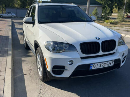БМВ Х5 2010 у Кременчуге на Automoto.ua Білий БМВ Х5, об'ємом двигуна 2.99 л та пробігом 336 тис. км за 18500 $, фото 1 на Automoto.ua