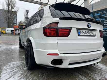 Білий БМВ Х5, об'ємом двигуна 3 л та пробігом 260 тис. км за 22400 $, фото 1 на Automoto.ua