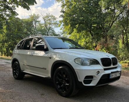 Білий БМВ Х5, об'ємом двигуна 3 л та пробігом 214 тис. км за 11000 $, фото 1 на Automoto.ua