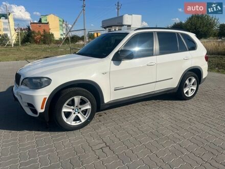 Белый БМВ Х5, объемом двигателя 3 л и пробегом 192 тыс. км за 15900 $, фото 1 на Automoto.ua