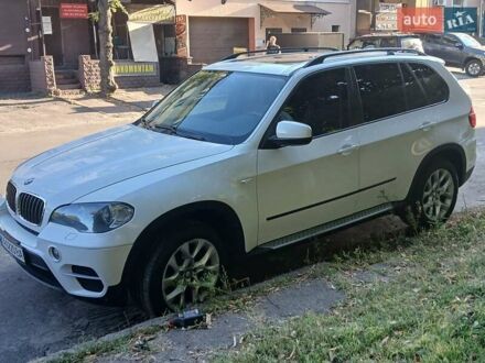 Білий БМВ Х5, об'ємом двигуна 2.98 л та пробігом 176 тис. км за 9500 $, фото 1 на Automoto.ua