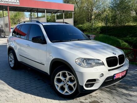 БМВ Х5 2011 у Стрые на Automoto.ua Білий БМВ Х5, об'ємом двигуна 3 л та пробігом 299 тис. км за 15777 $, фото 1 на Automoto.ua