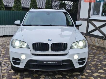 Белый БМВ Х5, объемом двигателя 2.98 л и пробегом 292 тыс. км за 16500 $, фото 1 на Automoto.ua