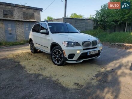 Белый БМВ Х5, объемом двигателя 3 л и пробегом 238 тыс. км за 18999 $, фото 1 на Automoto.ua