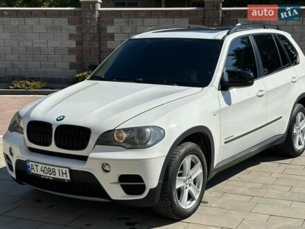 Белый БМВ Х5, объемом двигателя 3 л и пробегом 240 тыс. км за 15700 $, фото 1 на Automoto.ua