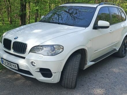 БМВ Х5 2011 у Рокитном на Automoto.ua Білий БМВ Х5, об'ємом двигуна 3 л та пробігом 280 тис. км за 14500 $, фото 1 на Automoto.ua