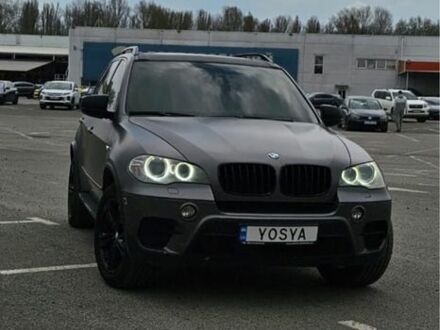 Белый БМВ Х5, объемом двигателя 3 л и пробегом 351 тыс. км за 17500 $, фото 1 на Automoto.ua