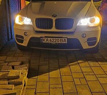 Белый БМВ Х5, объемом двигателя 2.98 л и пробегом 175 тыс. км за 16500 $, фото 1 на Automoto.ua