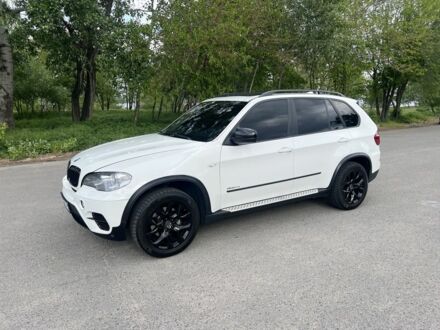 Білий БМВ Х5, об'ємом двигуна 3 л та пробігом 258 тис. км за 11800 $, фото 1 на Automoto.ua