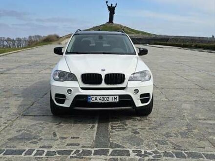 БМВ Х5 2012 в Черкассах на Automoto.ua Белый БМВ Х5, объемом двигателя 2.99 л и пробегом 212 тыс. км за 21100 $, фото 1 на Automoto.ua