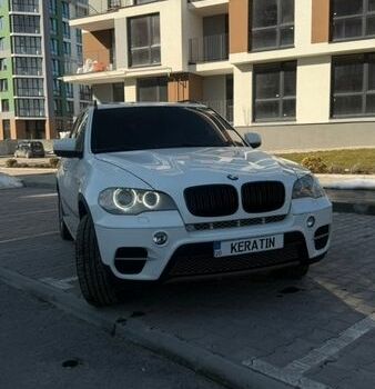 Белый БМВ Х5, объемом двигателя 2.99 л и пробегом 230 тыс. км за 18000 $, фото 1 на Automoto.ua