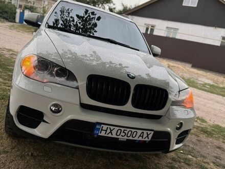 Белый БМВ Х5, объемом двигателя 2.99 л и пробегом 308 тыс. км за 15500 $, фото 1 на Automoto.ua