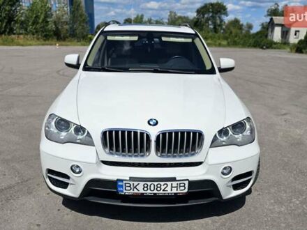 Белый БМВ Х5, объемом двигателя 3 л и пробегом 347 тыс. км за 17000 $, фото 1 на Automoto.ua