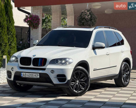 Белый БМВ Х5, объемом двигателя 3 л и пробегом 231 тыс. км за 11999 $, фото 1 на Automoto.ua