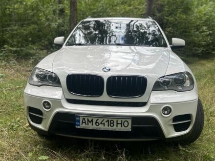 Белый БМВ Х5, объемом двигателя 0 л и пробегом 270 тыс. км за 14000 $, фото 1 на Automoto.ua