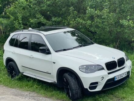 Белый БМВ Х5, объемом двигателя 3 л и пробегом 233 тыс. км за 18800 $, фото 1 на Automoto.ua