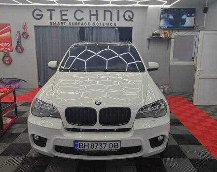 Белый БМВ Х5, объемом двигателя 2.99 л и пробегом 168 тыс. км за 25600 $, фото 1 на Automoto.ua