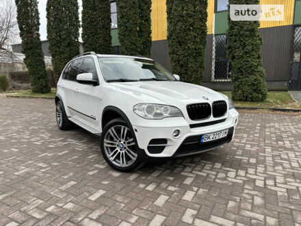 Белый БМВ Х5, объемом двигателя 2.99 л и пробегом 309 тыс. км за 18900 $, фото 1 на Automoto.ua