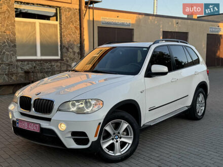 БМВ Х5 2012 в Владимир-Волынский на Automoto.ua Белый БМВ Х5, объемом двигателя 3 л и пробегом 330 тыс. км за 15500 $, фото 1 на Automoto.ua