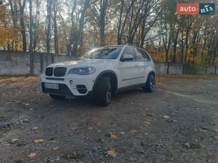 Белый БМВ Х5, объемом двигателя 3 л и пробегом 370 тыс. км за 17300 $, фото 1 на Automoto.ua