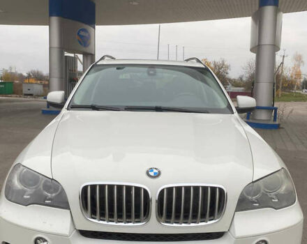 Белый БМВ Х5, объемом двигателя 3 л и пробегом 319 тыс. км за 18900 $, фото 1 на Automoto.ua