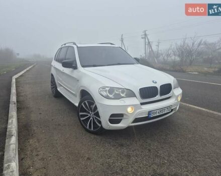 Белый БМВ Х5, объемом двигателя 2.99 л и пробегом 307 тыс. км за 20000 $, фото 1 на Automoto.ua