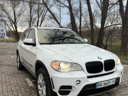 Белый БМВ Х5, объемом двигателя 2.99 л и пробегом 259 тыс. км за 16400 $, фото 1 на Automoto.ua