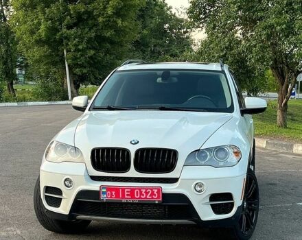 Белый БМВ Х5, объемом двигателя 3 л и пробегом 235 тыс. км за 18300 $, фото 1 на Automoto.ua