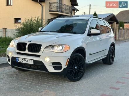 Белый БМВ Х5, объемом двигателя 3 л и пробегом 150 тыс. км за 13700 $, фото 1 на Automoto.ua