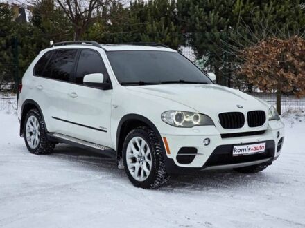Белый БМВ Х5, объемом двигателя 3 л и пробегом 190 тыс. км за 13499 $, фото 1 на Automoto.ua