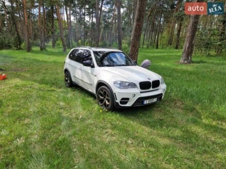 Білий БМВ Х5, об'ємом двигуна 2.98 л та пробігом 162 тис. км за 16000 $, фото 1 на Automoto.ua