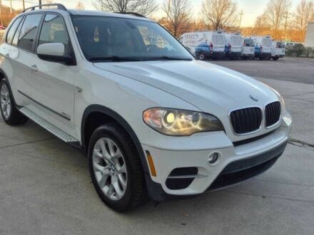Білий БМВ Х5, об'ємом двигуна 3 л та пробігом 90 тис. км за 3000 $, фото 1 на Automoto.ua