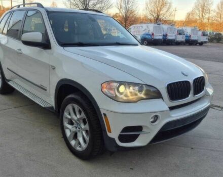 Белый БМВ Х5, объемом двигателя 3 л и пробегом 90 тыс. км за 3000 $, фото 1 на Automoto.ua