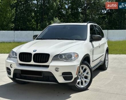 Белый БМВ Х5, объемом двигателя 2.98 л и пробегом 221 тыс. км за 13500 $, фото 1 на Automoto.ua
