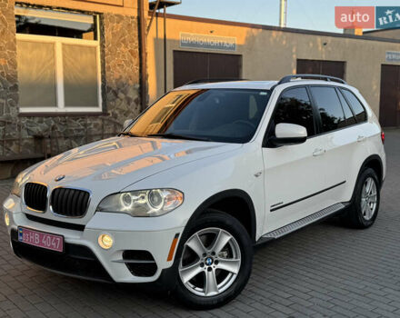 Білий БМВ Х5, об'ємом двигуна 3 л та пробігом 330 тис. км за 15200 $, фото 1 на Automoto.ua