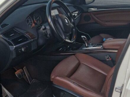 Белый БМВ Х5, объемом двигателя 4.39 л и пробегом 274 тыс. км за 15900 $, фото 1 на Automoto.ua