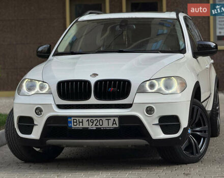 Белый БМВ Х5, объемом двигателя 3 л и пробегом 200 тыс. км за 13900 $, фото 1 на Automoto.ua