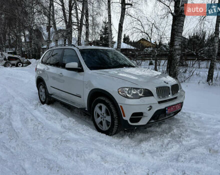 Білий БМВ Х5, об'ємом двигуна 3 л та пробігом 273 тис. км за 14800 $, фото 1 на Automoto.ua