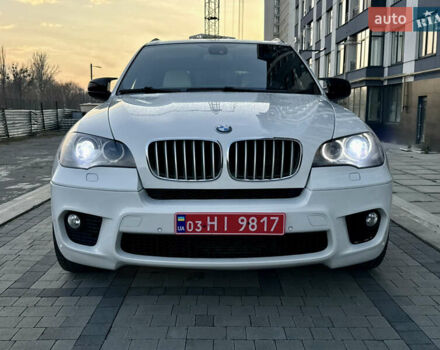 Белый БМВ Х5, объемом двигателя 3 л и пробегом 245 тыс. км за 22750 $, фото 1 на Automoto.ua