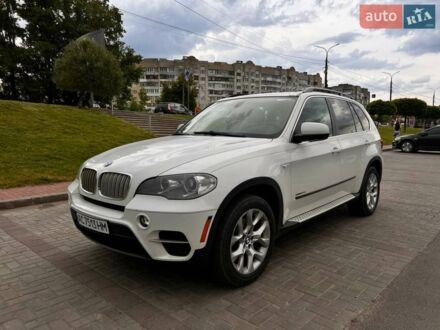 Белый БМВ Х5, объемом двигателя 2.98 л и пробегом 224 тыс. км за 16900 $, фото 1 на Automoto.ua